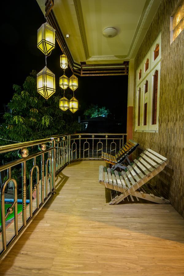 Lux Pillow Hostel Nyaung-U Bagian luar foto