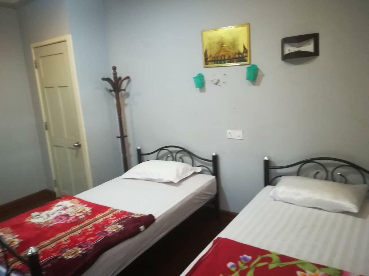 Lux Pillow Hostel Nyaung-U Bagian luar foto