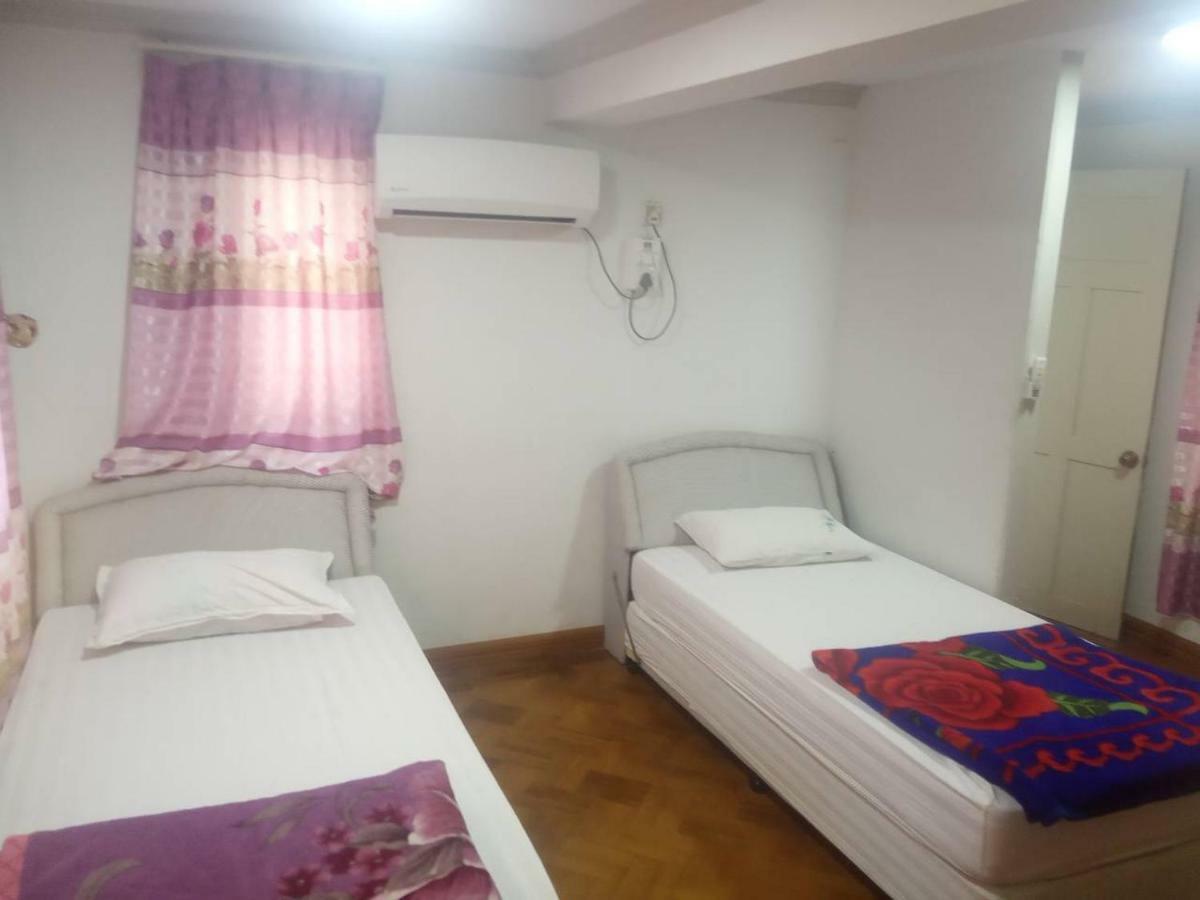 Lux Pillow Hostel Nyaung-U Bagian luar foto